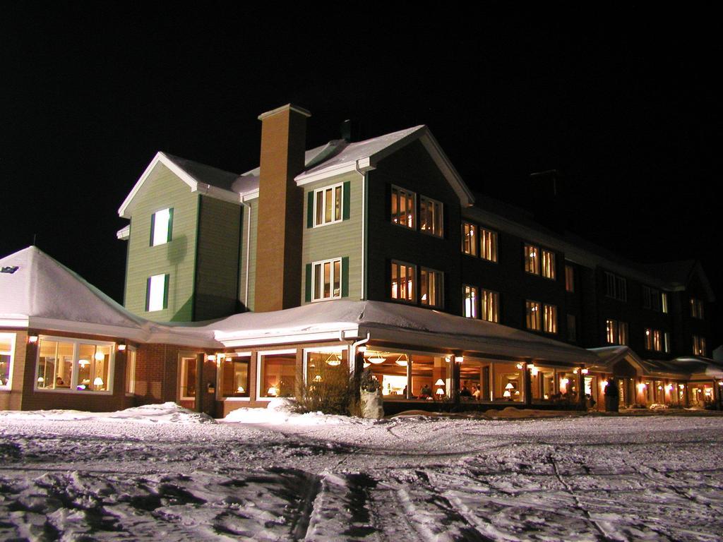 Auberge Du Lac-A-L'Eau-Claire Saint-Alexis-des-Monts Dış mekan fotoğraf