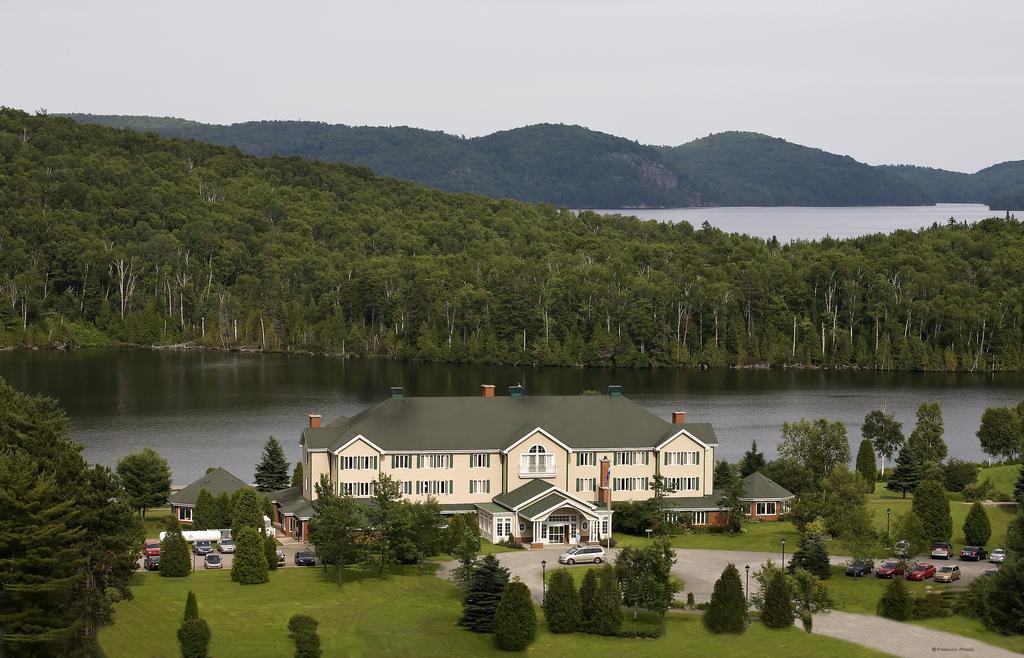 Auberge Du Lac-A-L'Eau-Claire Saint-Alexis-des-Monts Dış mekan fotoğraf